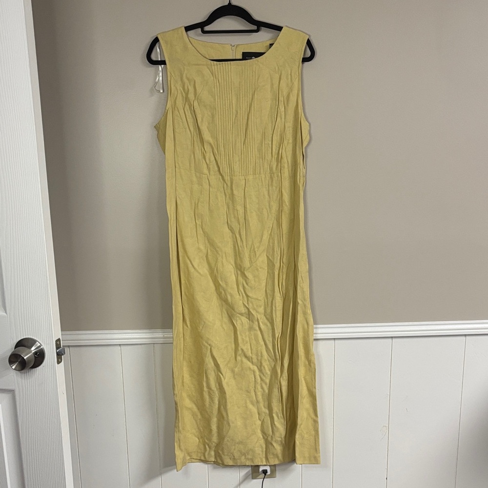 Sag Harbor Sleeveless Midi Dress in Yellow